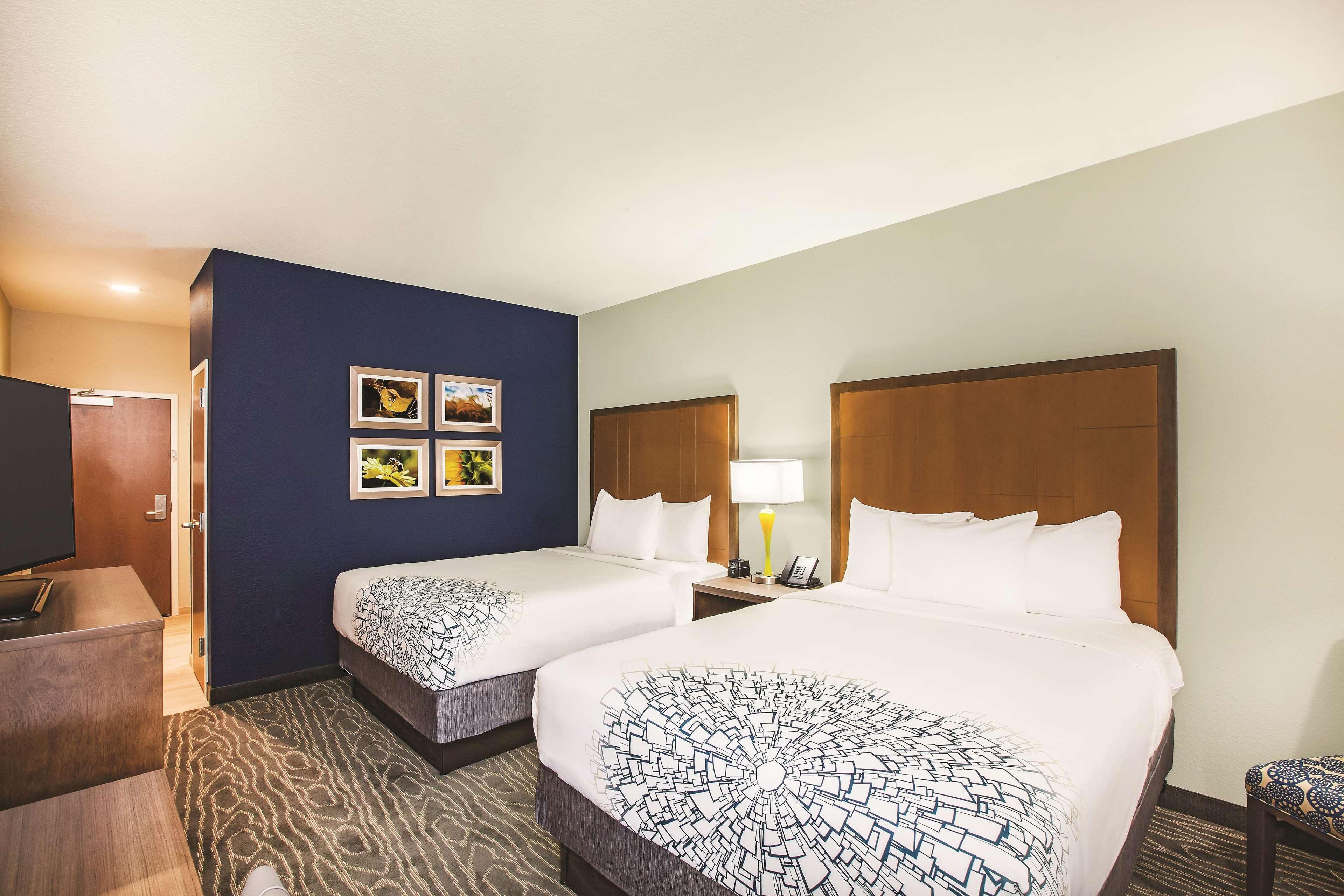 La Quinta By Wyndham Wichita Northeast Hotel Exterior foto